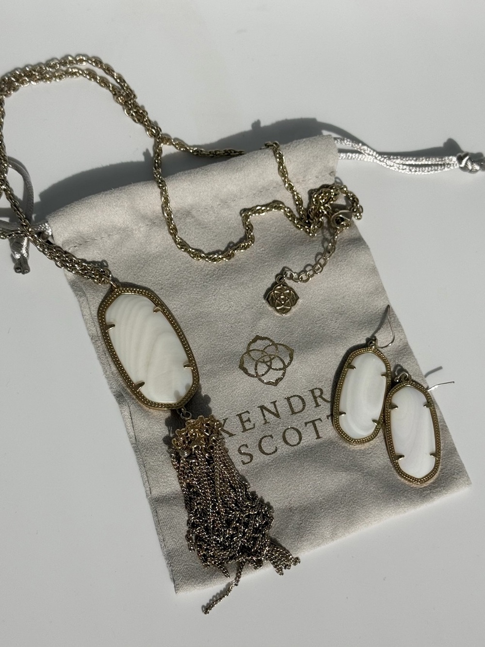 Kendra Scott Elisa Necklace & Elle Earrings Set | Ivory Mother of Pearl | Gold